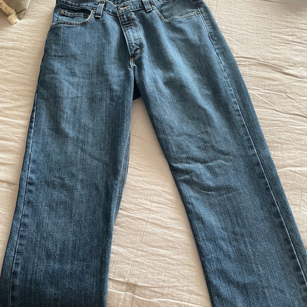 Carhart bluejeans. Excellent condition. Size 34x34.